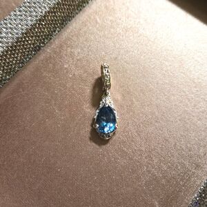 Gems En Vogue London Blue Topaz Drop Charm